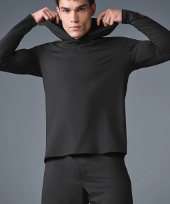 Áo Dài Tay Có Mũ Thể Thao